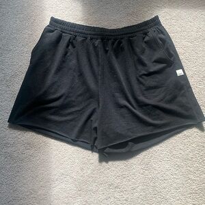 Vuori Boyfriend Shorts